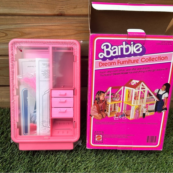 🔥VINTAGE 🔥RARE 🔥BARBIE still in packaging 1982 - Picture 6 of 7
